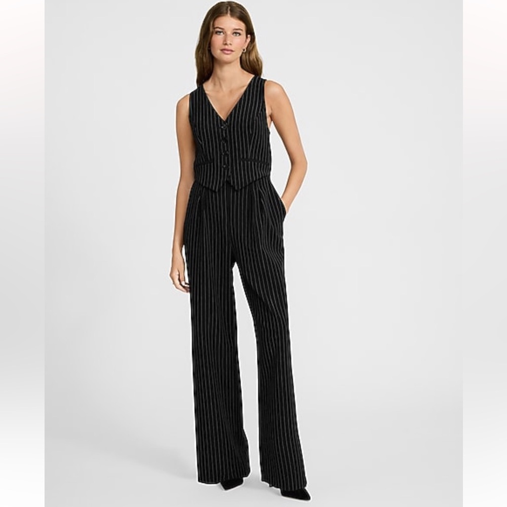 NWT Express Black Pinstripe Jumpsuit. Size 10.